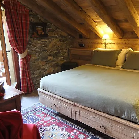 La Luge D'Antan Maison D'Hotes & Spa Brusson Room photo